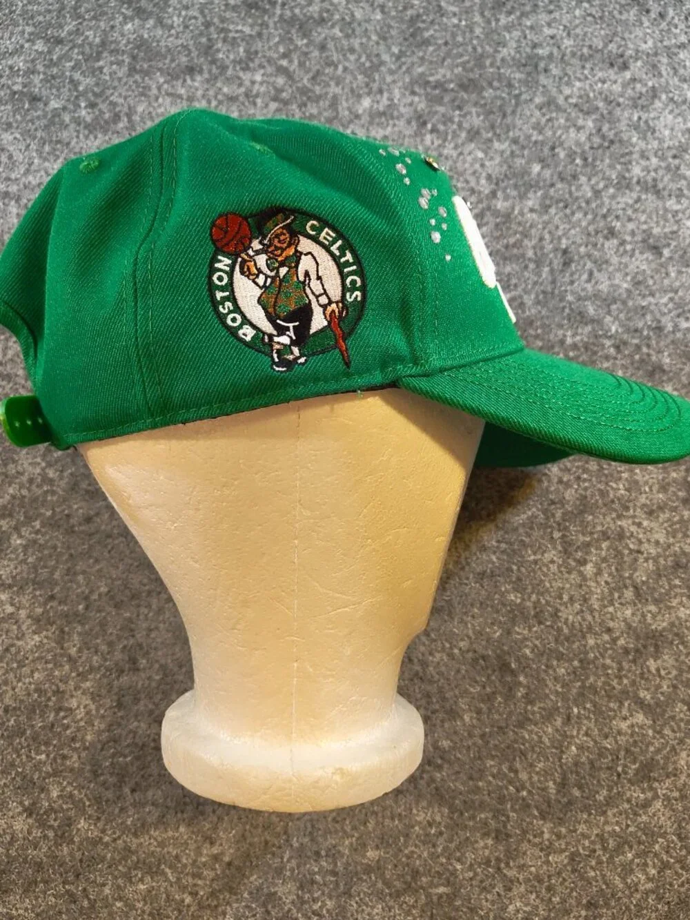 Pro Standard Boston Celtics Women’s Rhinestone Snapback Hat